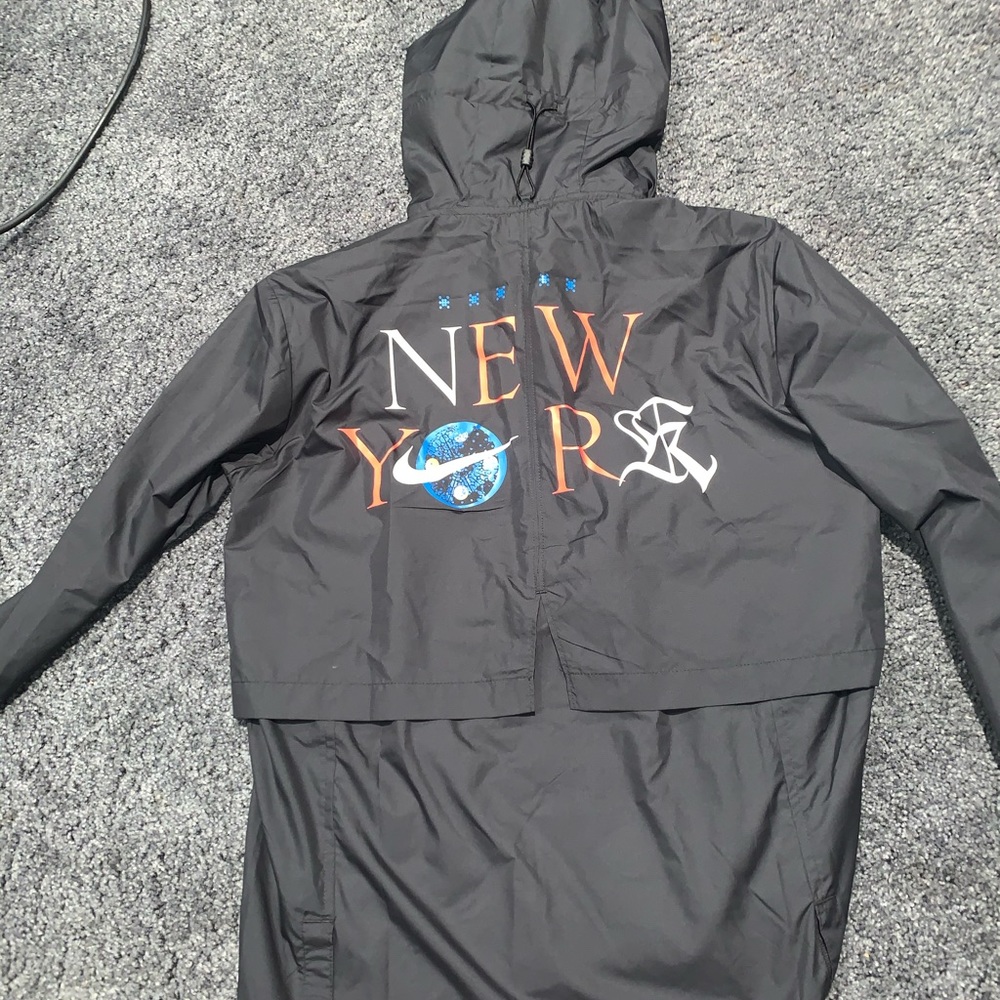 NIKE RUNNING COAT